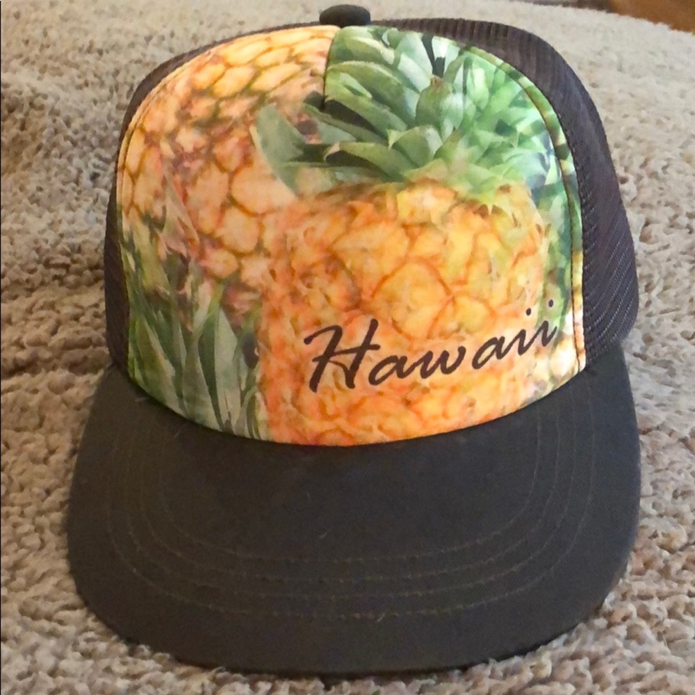 Hawaii trucker hat